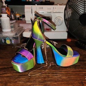 RARE Poster Girl Platform Heels